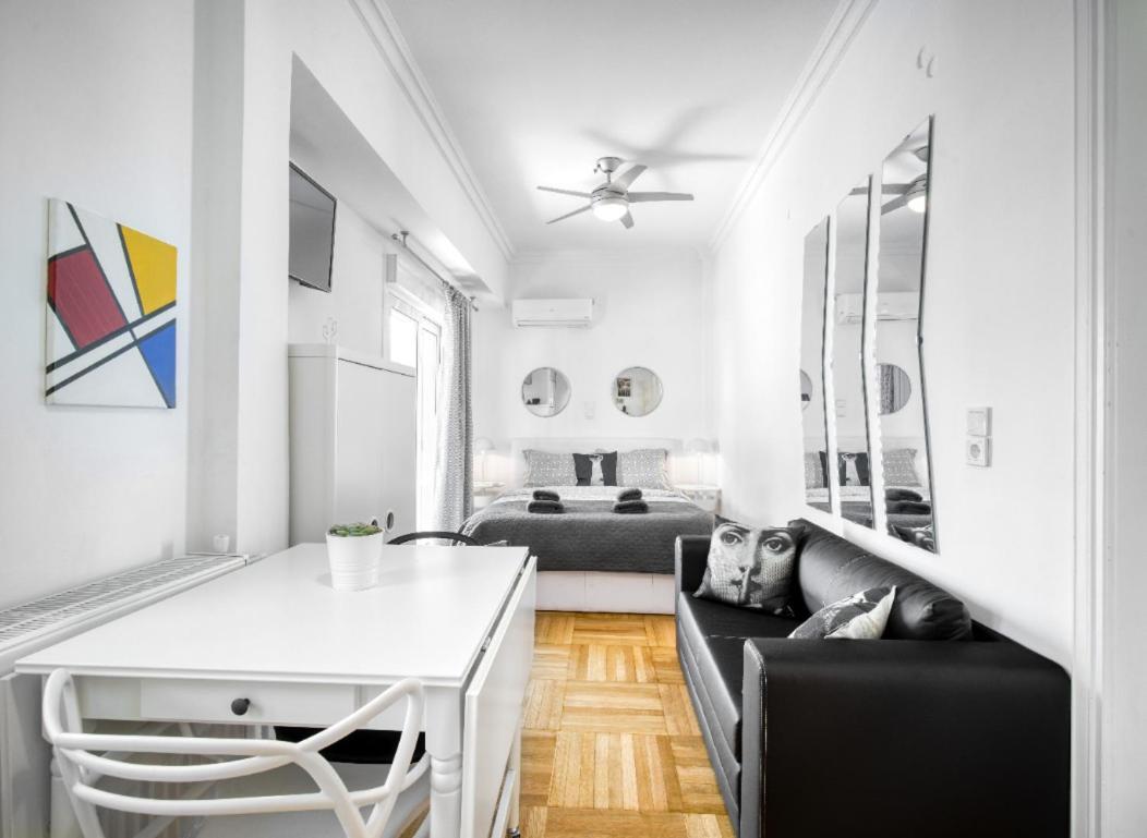 The Cactus Apartment With Large Sunny Balcony Афіни Екстер'єр фото