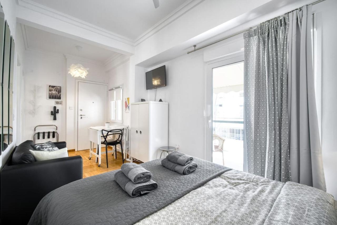 The Cactus Apartment With Large Sunny Balcony Афіни Екстер'єр фото